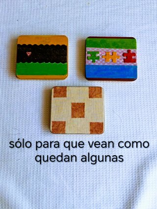 20 Cajas Metálicas + 39 Retales y Adornos