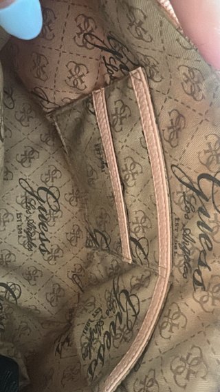 Bolso Guess rosa pastel Algo negociable