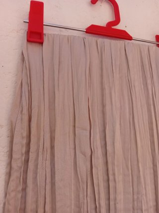 Falda H&M plisada