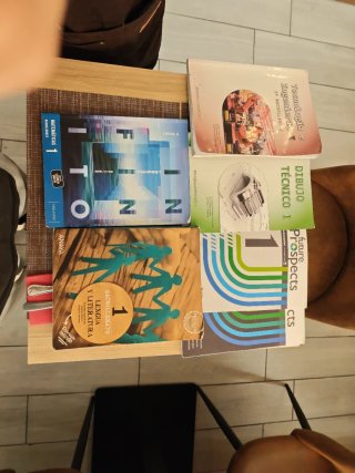Conjunto de libros de 1 de bachillerato