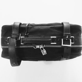 Borsa da viaggio PRADA Re-Nylon Nera