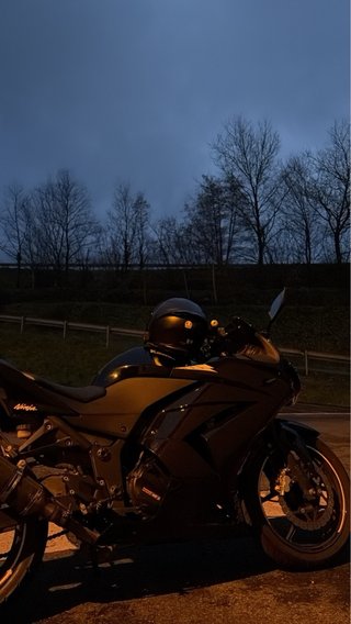 Kawasaki Ninja 250R Sportbike Negra