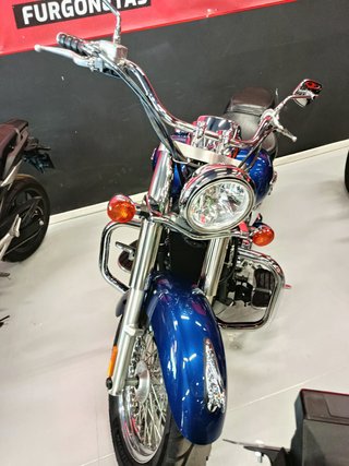 KAWASAKI VN 900 CLASSIC