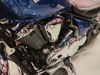 KAWASAKI VN 900 CLASSIC