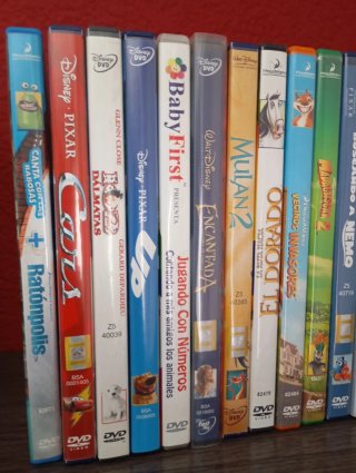 Lote 33 DVD Películas Animación Infantil