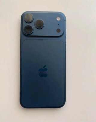 iPhone 17 Pro Max Azul