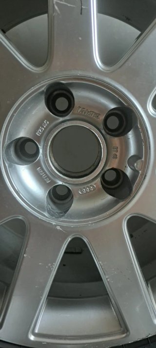 Llantas Audi 17 con Neumáticos