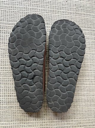Sandalias de ante marrón Billowy