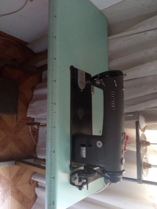 Máquina de coser industrial Brother