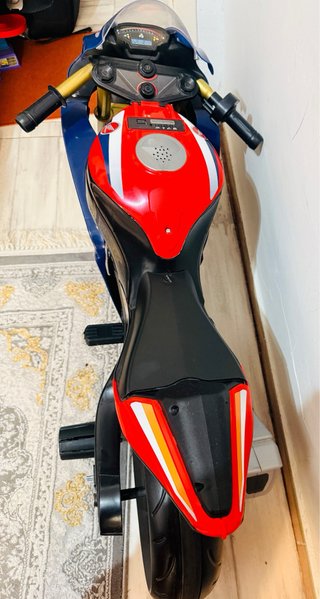 Moto Eléctrica Honda para Niños