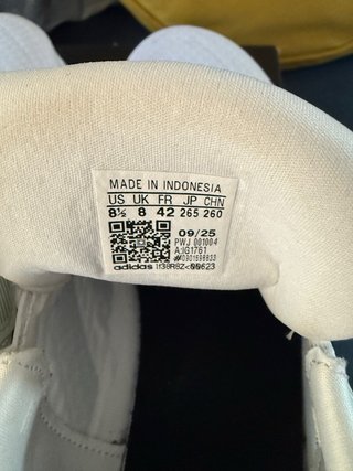 Zapatillas Adidas Blancas y Verdes 42