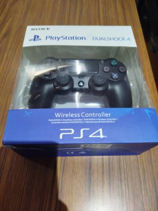 PS4 Slim 1 Tera+ Mando Rojo+ Mando original cerrad