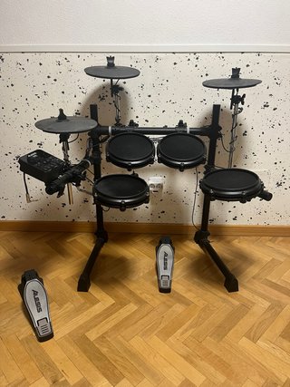 Alesis Turbo Mesh Kit Batería Electrónica