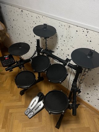Alesis Turbo Mesh Kit Batería Electrónica