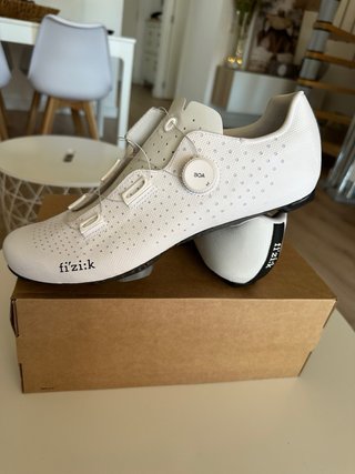 Zapatillas Ciclismo Fizik Decos Carbono Blancas