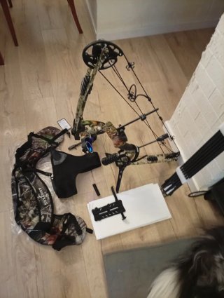 Arco compuesto Junxing 70 lbs