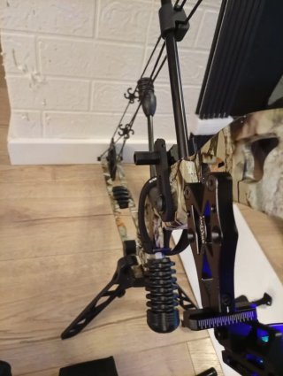 Arco compuesto Junxing 70 lbs