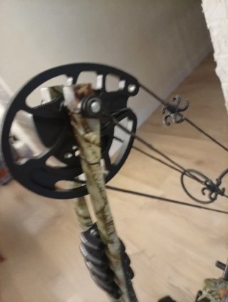 Arco compuesto Junxing 70 lbs