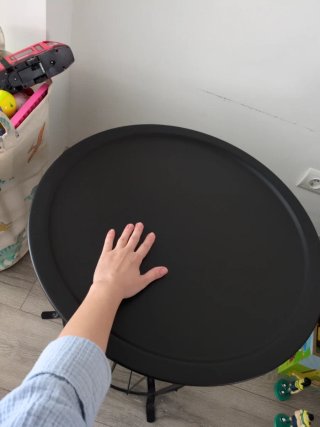 Mesa auxiliar redonda negra Ikea