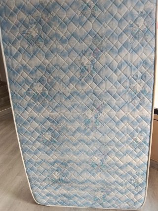 Cama 90cm Base + Colchón y Funda