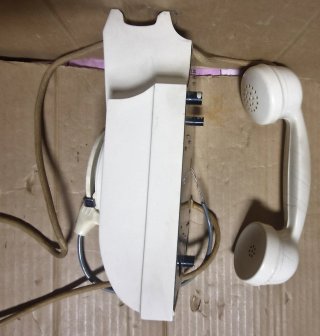 Telefono Urmet vintage a disco da muro