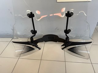Parabrisas Givi para Piaggio Liberty
