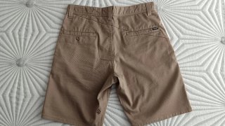 Bermuda niño color beige Talla 14 años(164cm)