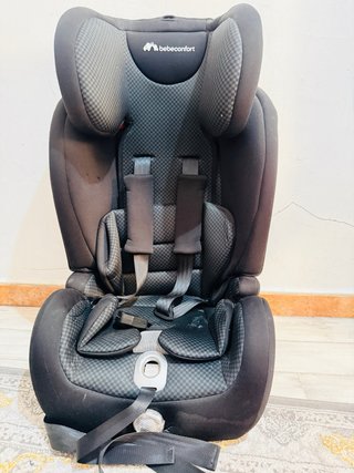 Silla de coche infantil negra