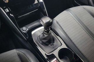Peugeot 2008   Allure Puretech 130 SS 6 Vel. MAN