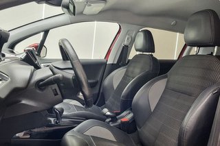 Peugeot 2008   Allure BlueHDi 120 SS EAT6