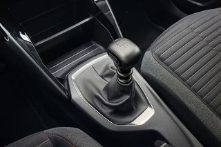 Peugeot 2008   Active Pack Puretech 100 SS BVM6