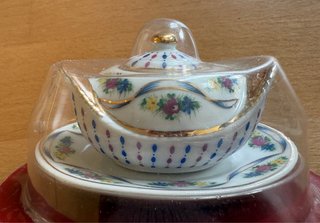Collezione di 11 zuppiere in miniatura in porcellana