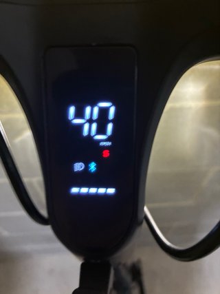 Cecotec Bongo Y65 Connected 1200W Y protecciones.