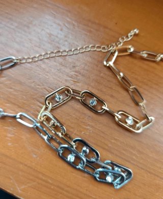 Set orecchini Avon CORA oro e argento
