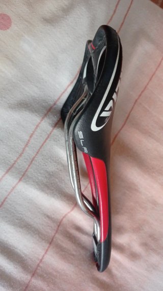 Sillín Selle Italia SLR Team Edition Negro/Rojo