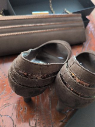 VICTORIADELEF Zapatos y Bolso Fiesta Marrón