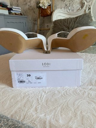 Zapatos de novia Lodi 39