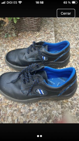 Zapatos de seguridad negros y azules talla 43