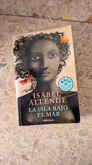 La isla bajo el mar