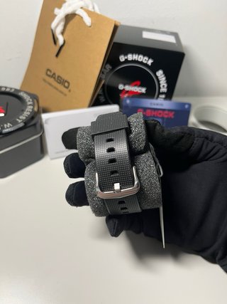 Reloj G-Shock GM-2100BB-1A1 Negro metálico
