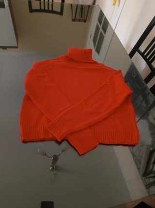 Jersey cuello alto naranja