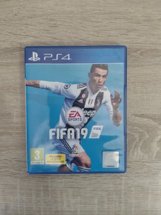 Consola PS4 Pro Nera + 2 Giochi + Controller