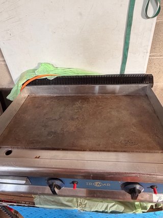 Plancha profesional a gas Irimar