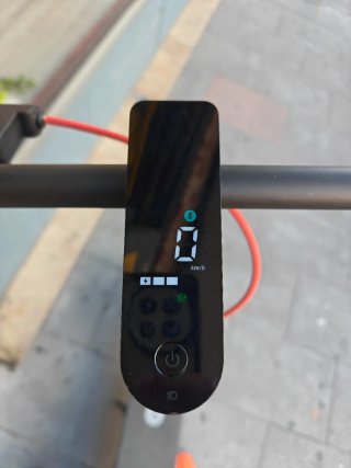 Patinete Xiaomi 5 Pro y casco