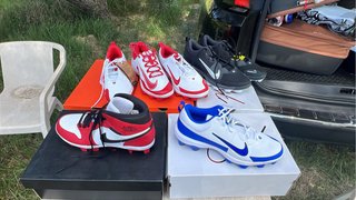 Zapatillas Béisbol Nike Rojas y Blancas