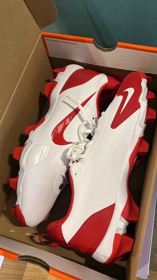 Zapatillas Béisbol Nike Rojas y Blancas
