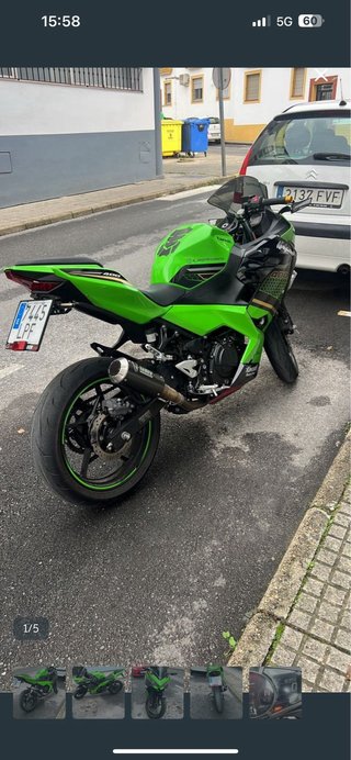 Kawasaki Ninja 400 Sportbike Negra/Verde