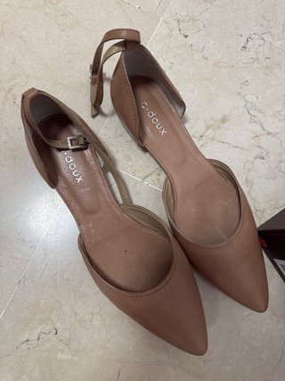 Zapatos planos beige talla 40