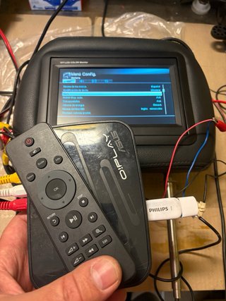 Reposacabezas con pantalla y reproductor asus