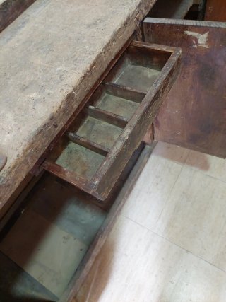 Banco de trabajo de madera. (Urge vender)